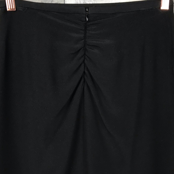 Armani Collezioni Black Ruched Back Skirt Sz 8 EUC - Picture 3 of 8